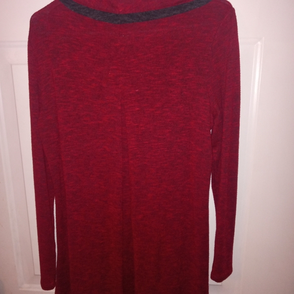Ali Miles Burgendy Thin Sweater Drape collar/ Tunic Style ♥️ Size Small - Picture 3 of 5